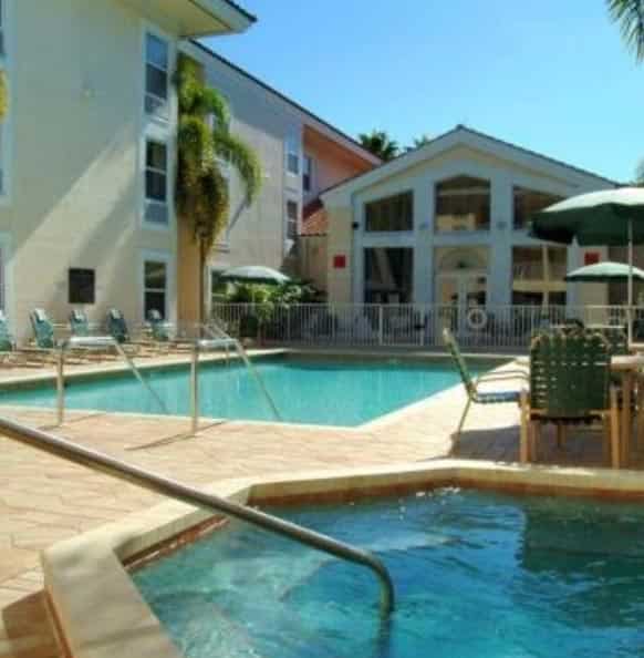 Nokomis Best Hotels